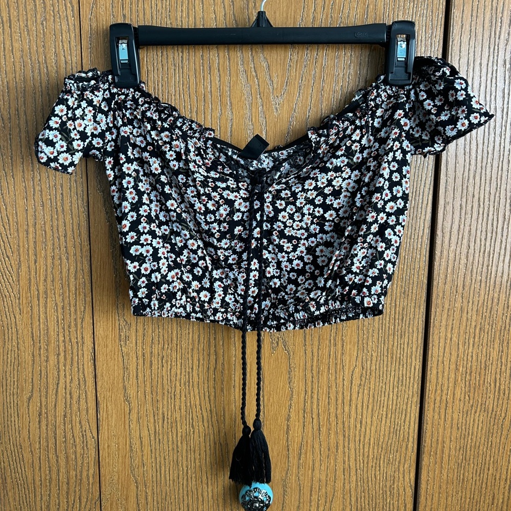 Daisy ruched crop top